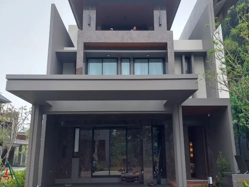 Dijual Rumah Mewah Matera 3 Lantai View Danau di Gading Serpong Dekat Aniva