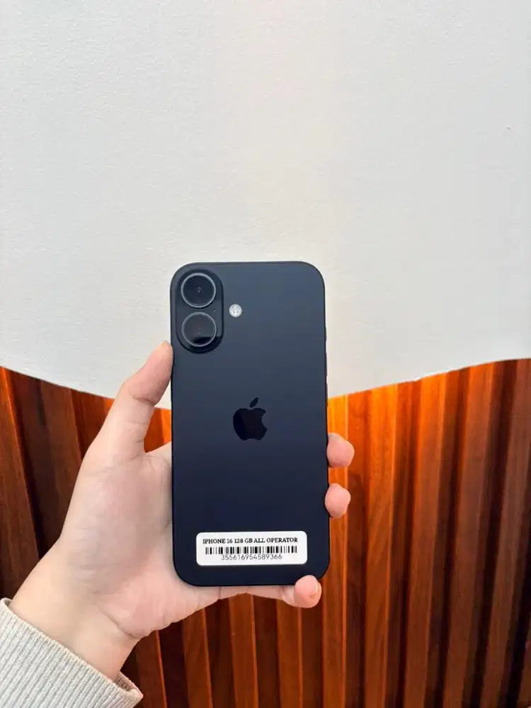 iPhone 16 128 GB INTER