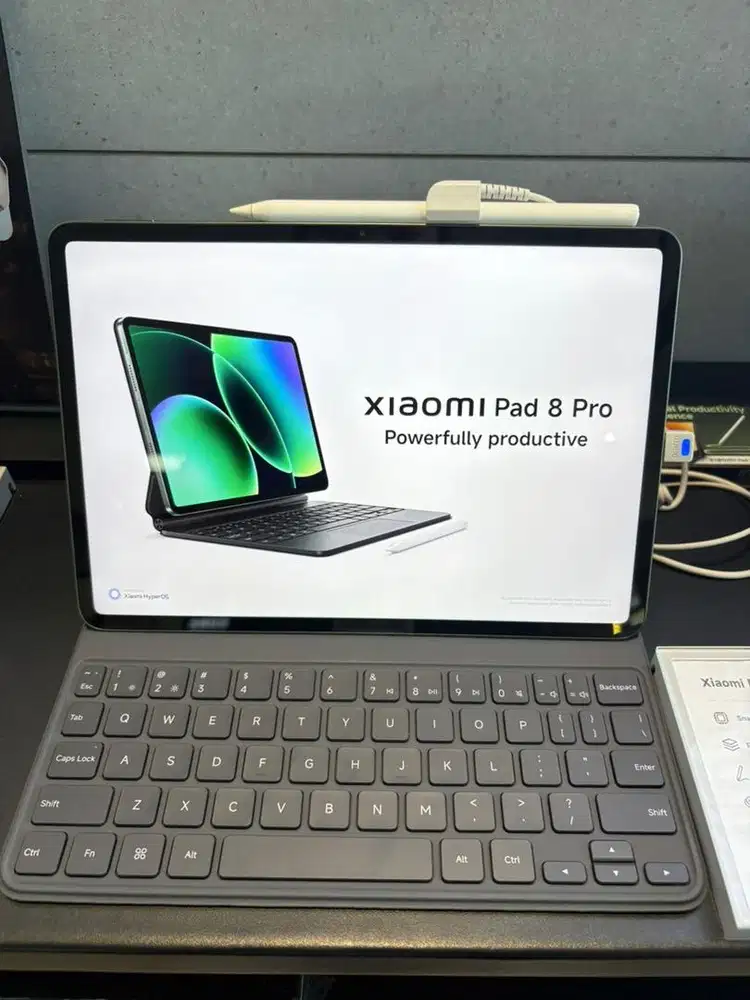 XIAOMI PAD 8+KEYBOARD
