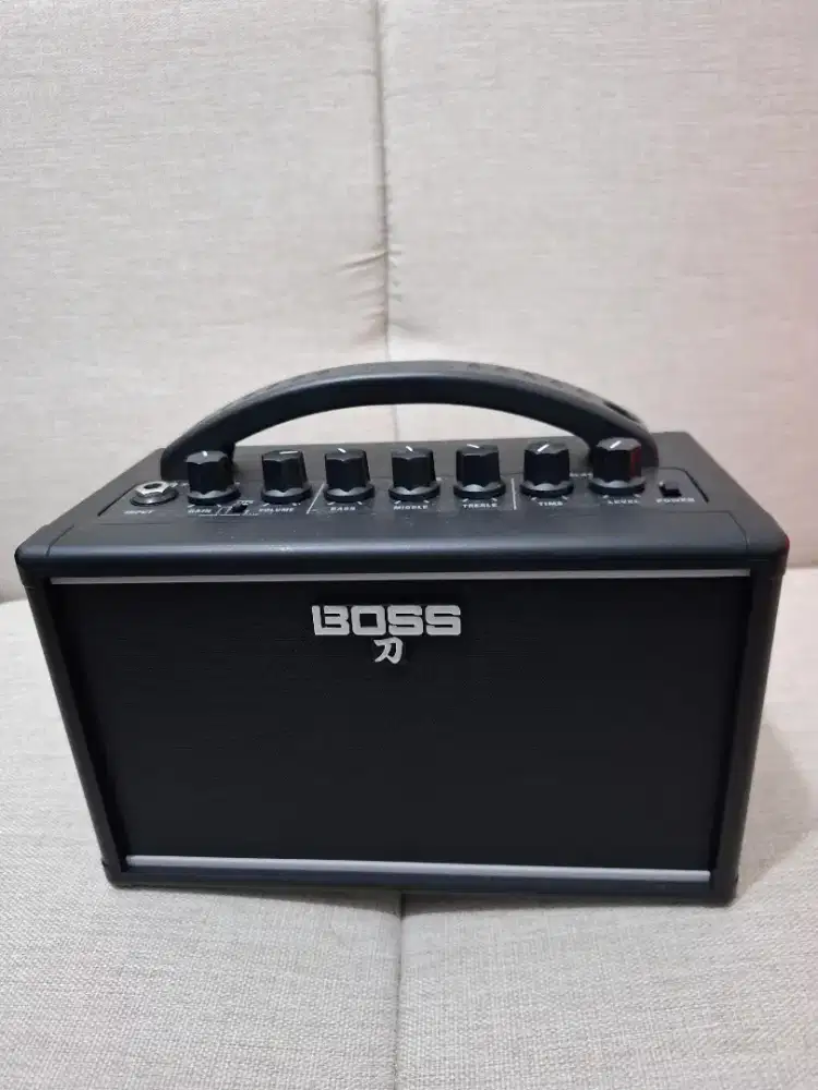 DIJUAL: BOSS Katana Mini Original - Like New, Lengkap!