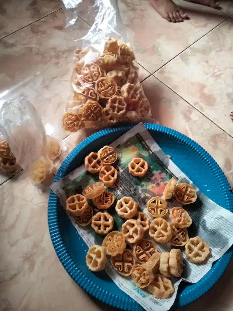 Kue kering Lamtari