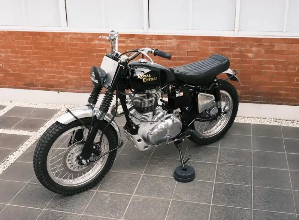 Royal Enfield C500 custom Vintage Scrembler