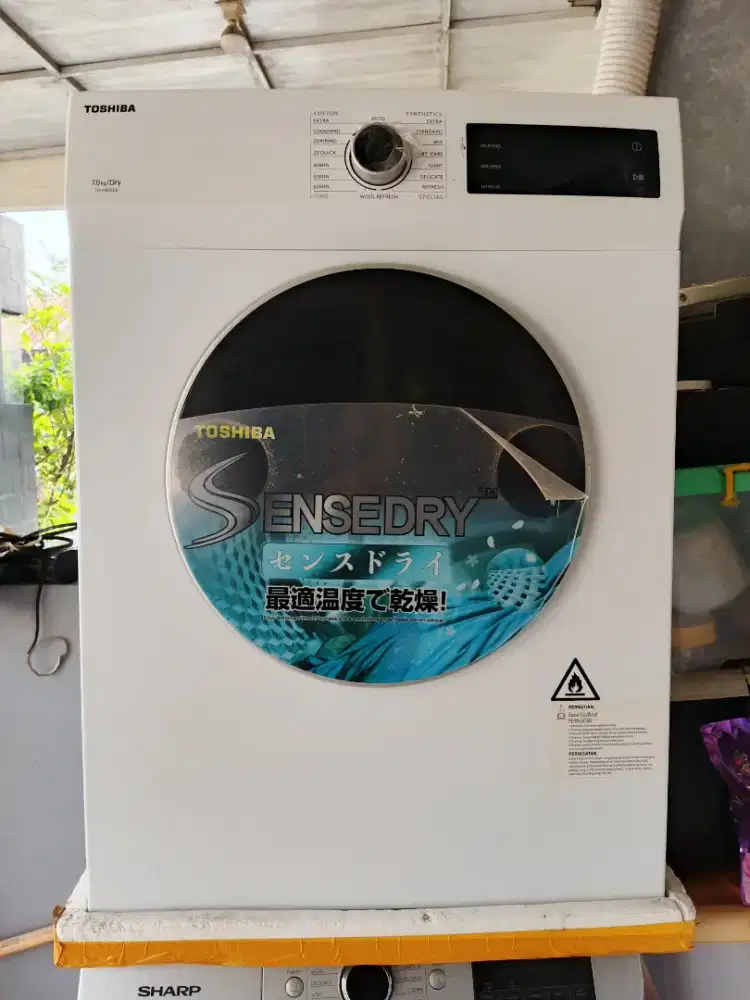 Mesin pengering TOSHIBA