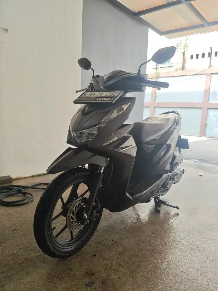 Dijual motor Honda Beat tahun 2023