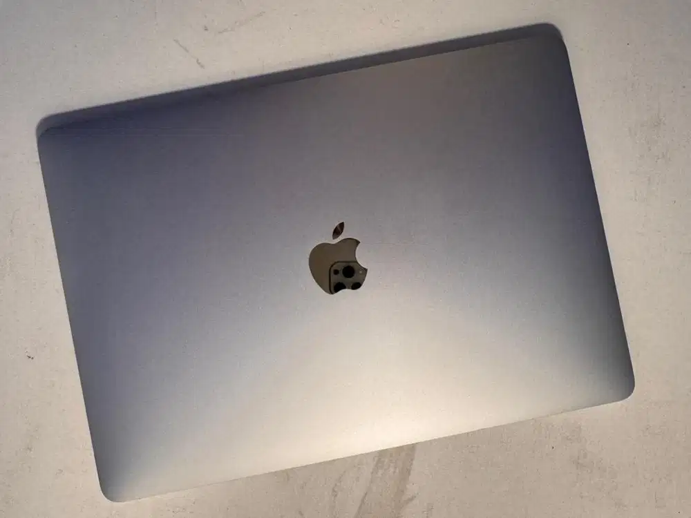 Macbook Air Intel i3 2020 - 256GB Normal