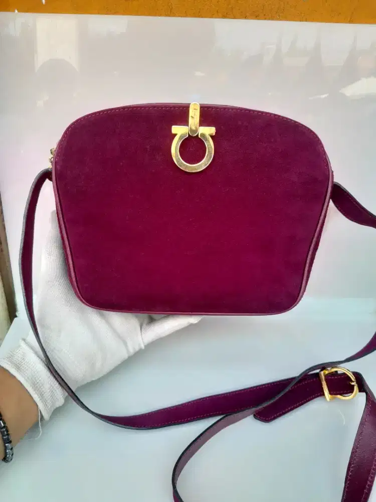 Slingbag Salvatore Ferragamo Dark Red Suede