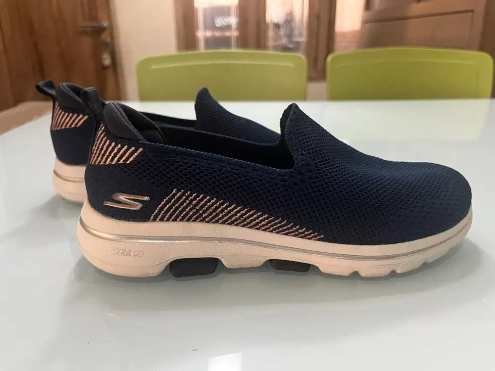 Flatshoes Skechers (Ori)