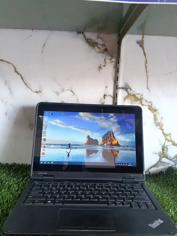 YANG MAU CARI LAPTOP MURAH MERIAH BERGARANSI BISA KREDIT TANPA DP B