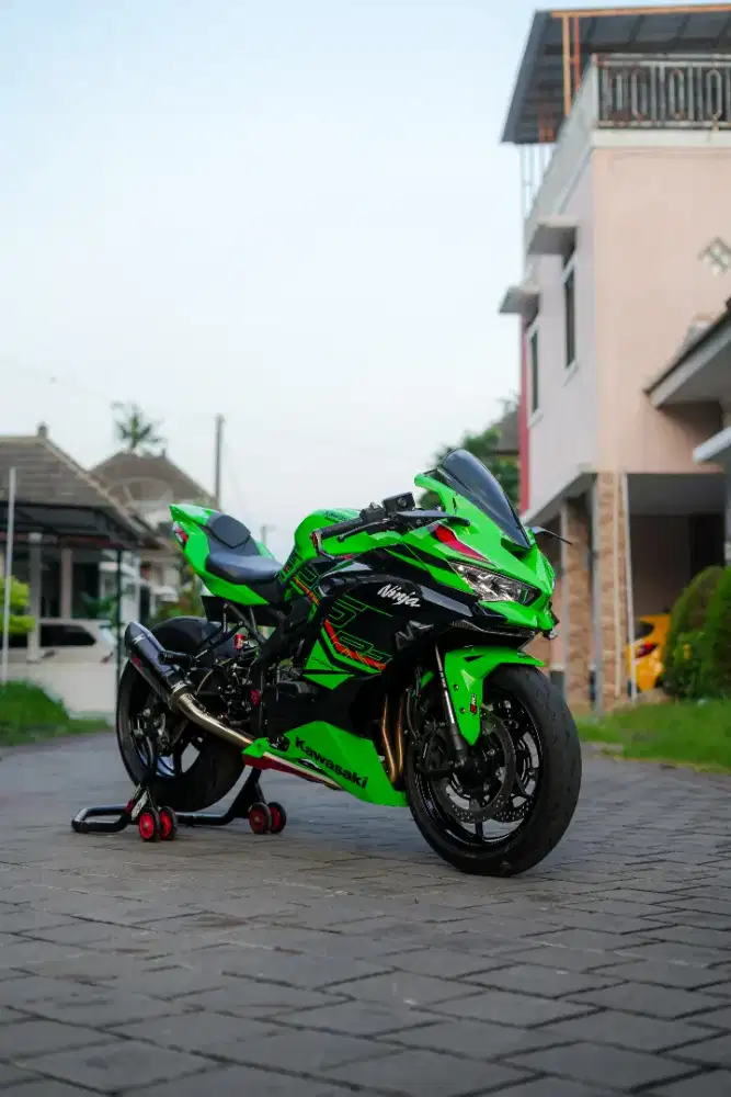 Ninja ZX25R KRT ABS QS TFT AB Sleman no CBR R25