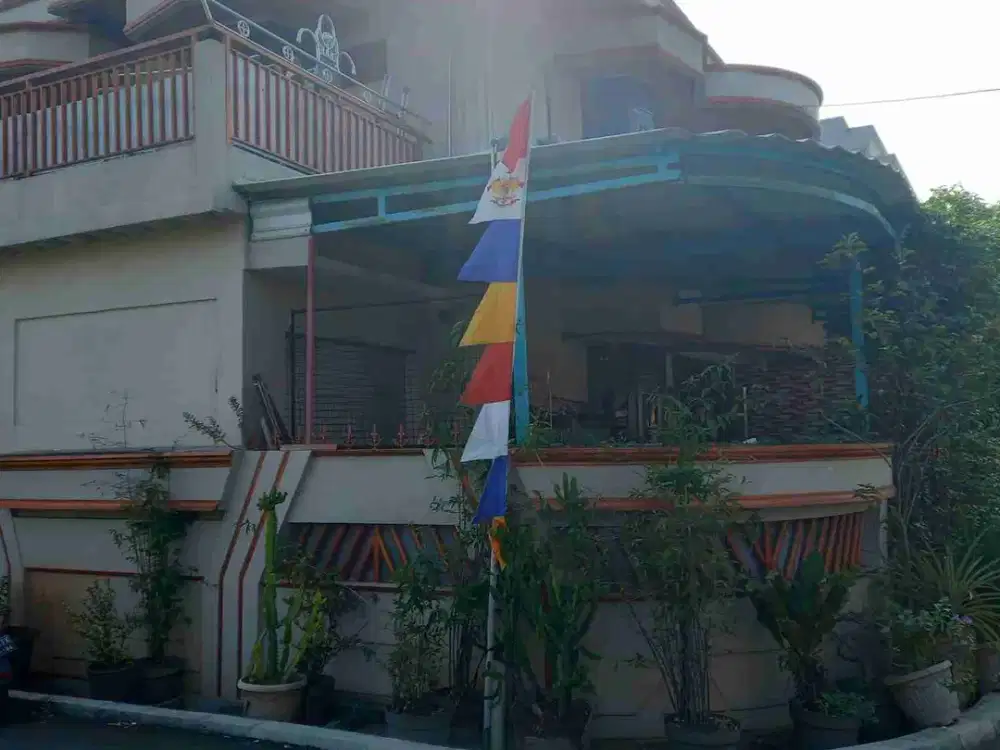 Dijual Cepat Rumah 2 Lantai posisi Hoek Jl. Utama Cengkareng Jakarta Barat aman nyaman mudah akses harga nego tipis