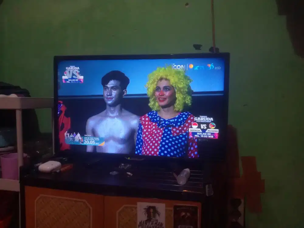Tv digital 24 inc satu set sama antena digital