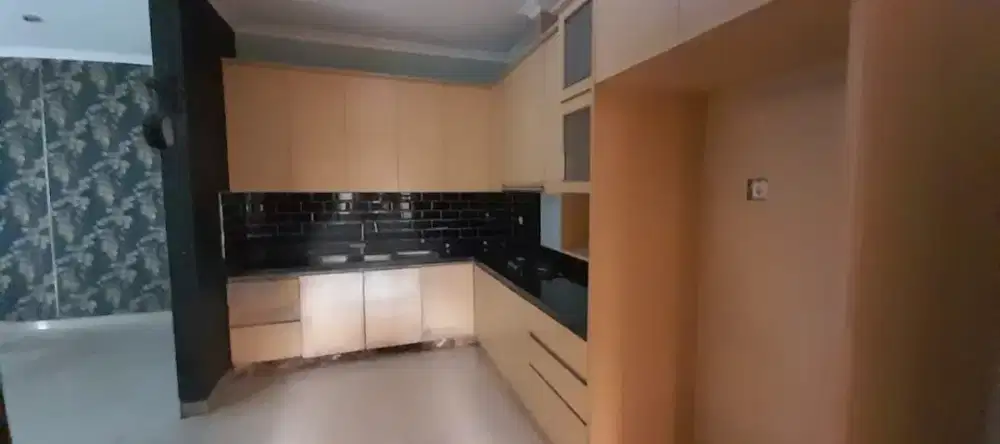 Dijual Rumah 2 Lantai Duri Kepa Hook Barat Utara