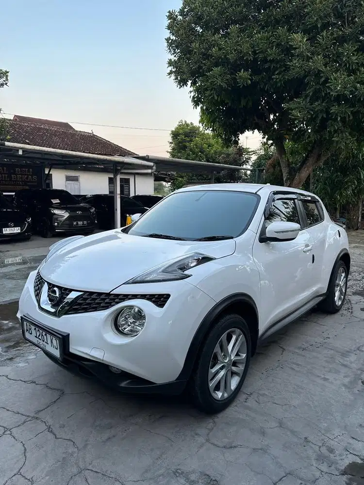 Juke RX Black Interior 2017 Antikan