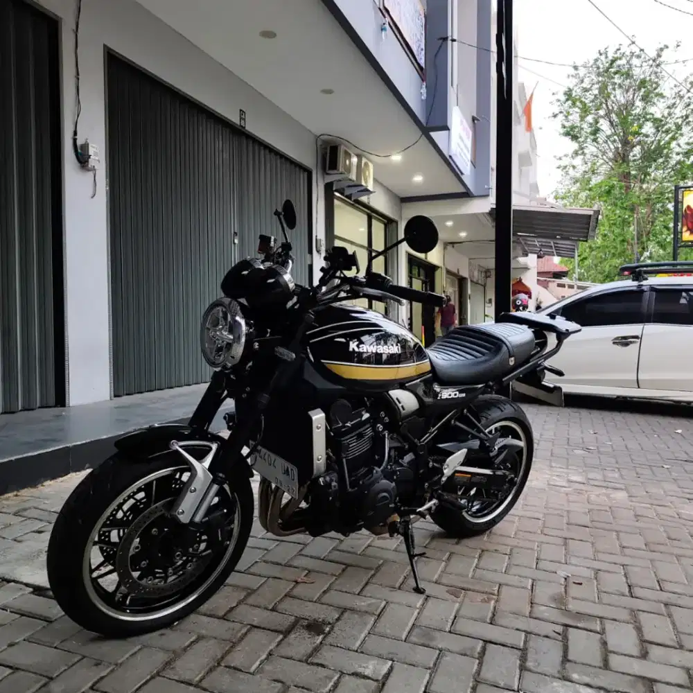 Moge Naked Classic Kawasaki Z900RS th 2022 km7rb Like New Siap Turing