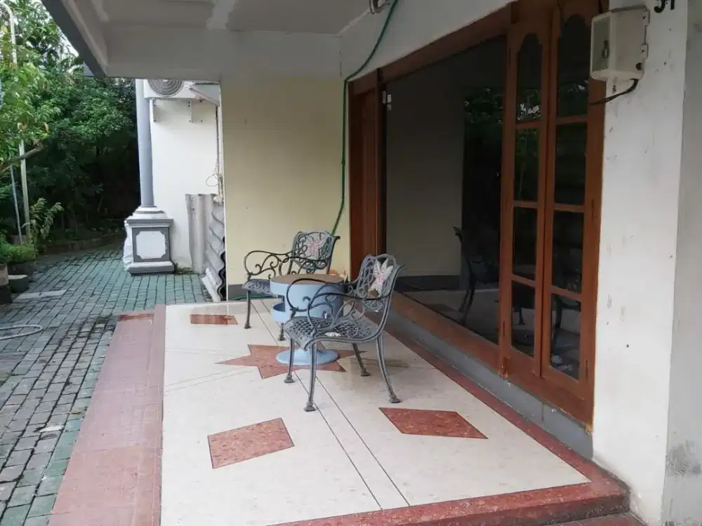 Dijual Rumah Mewah Klasik – Lebak Jaya, Surabaya Harga Nego