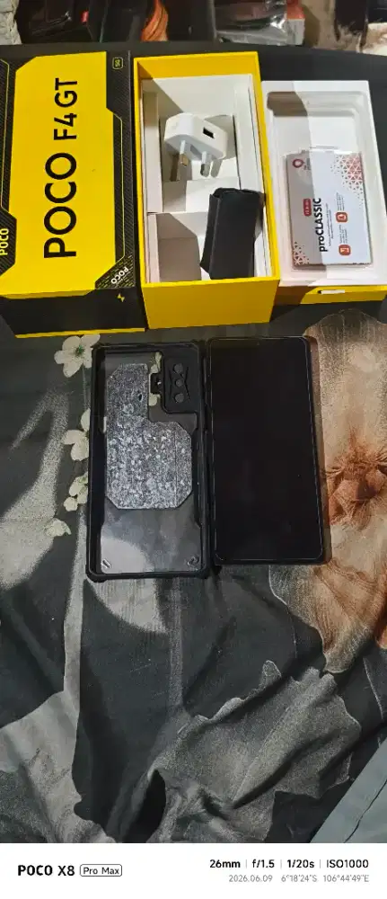 POCO F4 GT 12/256 FULLSET CAS NO ORI