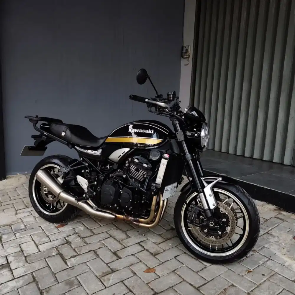 Moge Naked Classic Kawasaki Z900RS th 2022 Km7rb Like New Siap Turing