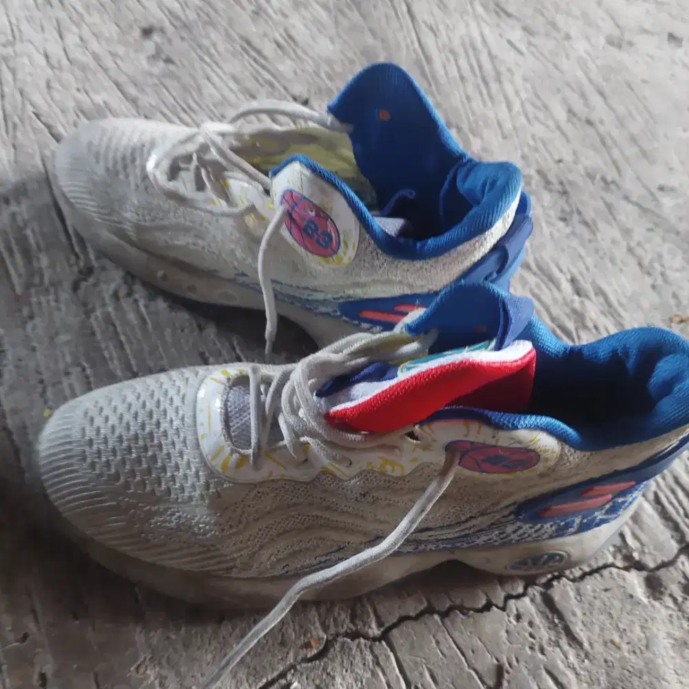 Sepatu olga basket
