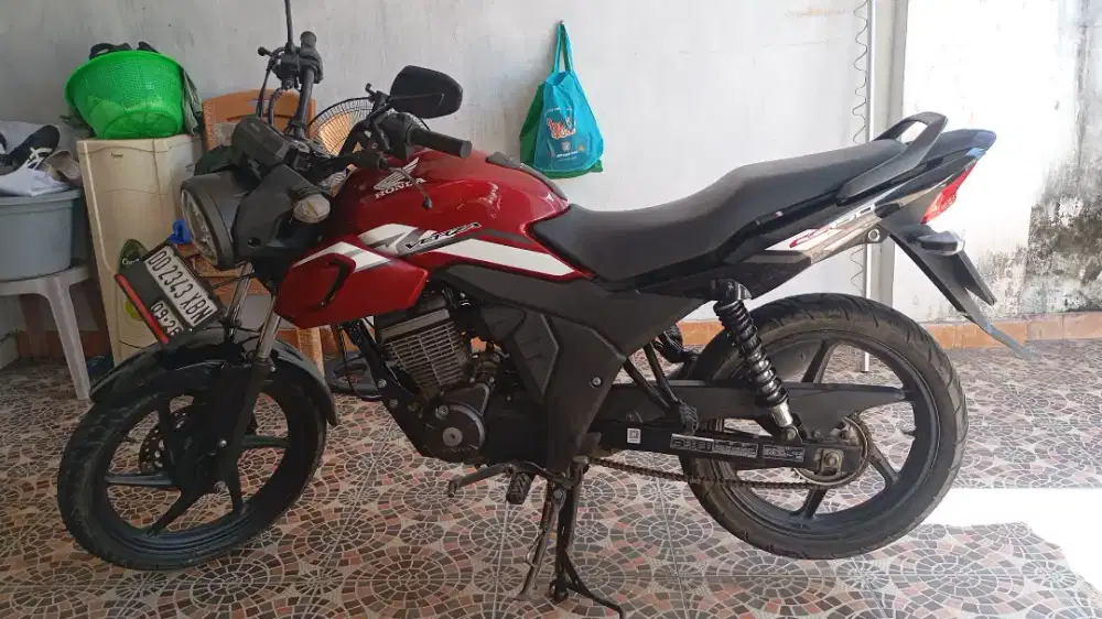Motor Honda CB 150 (2023) Di Jual (Nego)