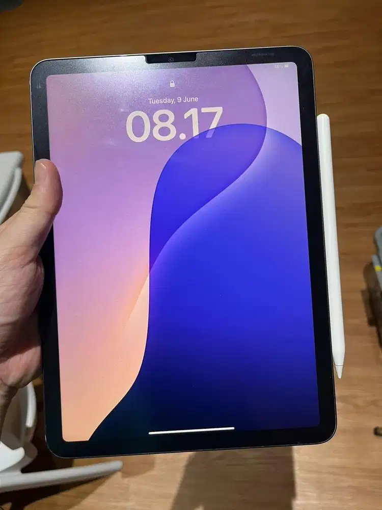 Ipad air M1 64gb + byk aksesoris