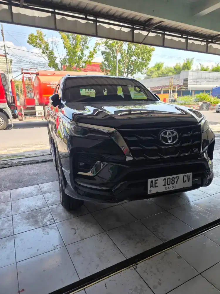 Fortuner GR sport 2.8 2022 atas nama sendiri