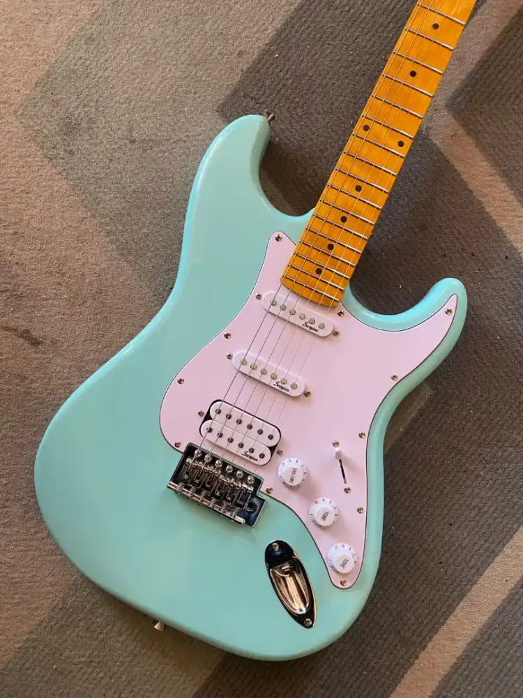 Gitar scorpion deluxe series