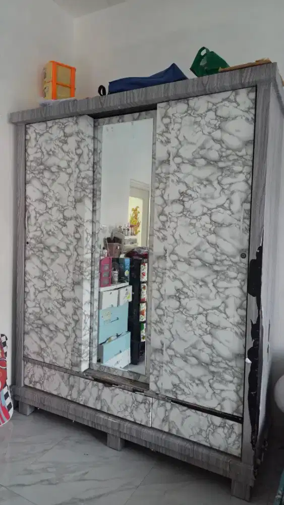 Lemari pakaian kayu pintu 3 murah jakarta barat
