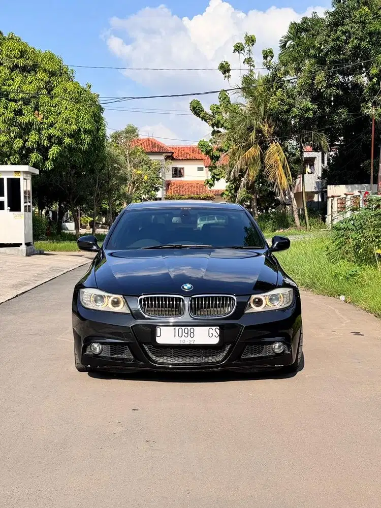 BMW E90 325i M Sport 2012