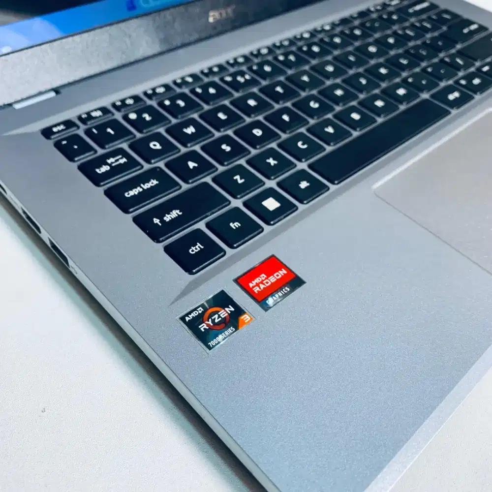 LAPTOP ACER ASPIRE 3 N23H1 |RYZEN 3 |8GB |