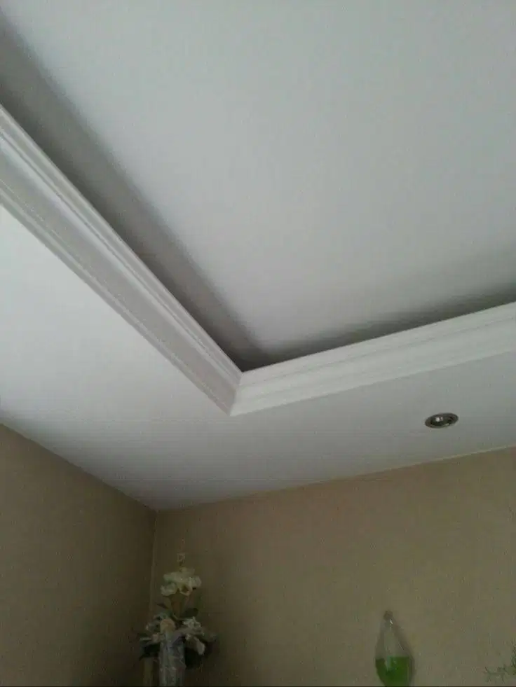 Wall Moulding Sekat Plafon Partisi PVC GRC Gypsum Jasa Tukang Pasang