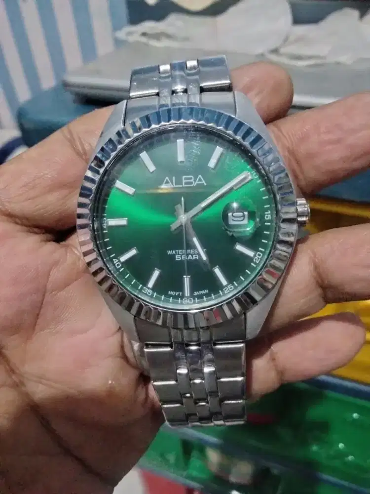 jam tangan pri Alba
