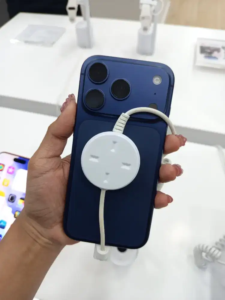 iPhone 17 pro 256 new iBox