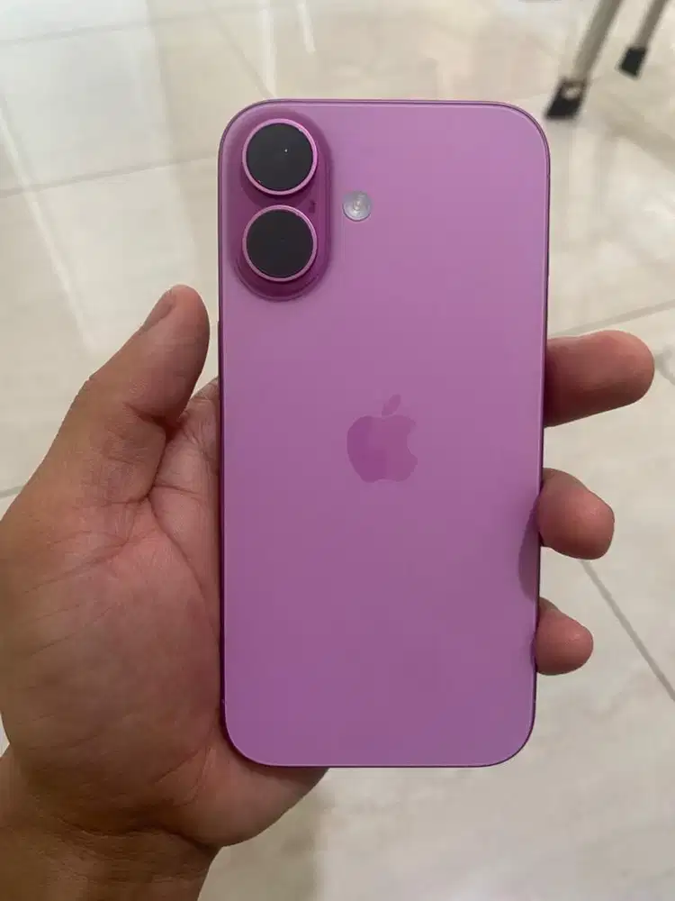 Iphone 16 256gb ibox mulus masih garansi