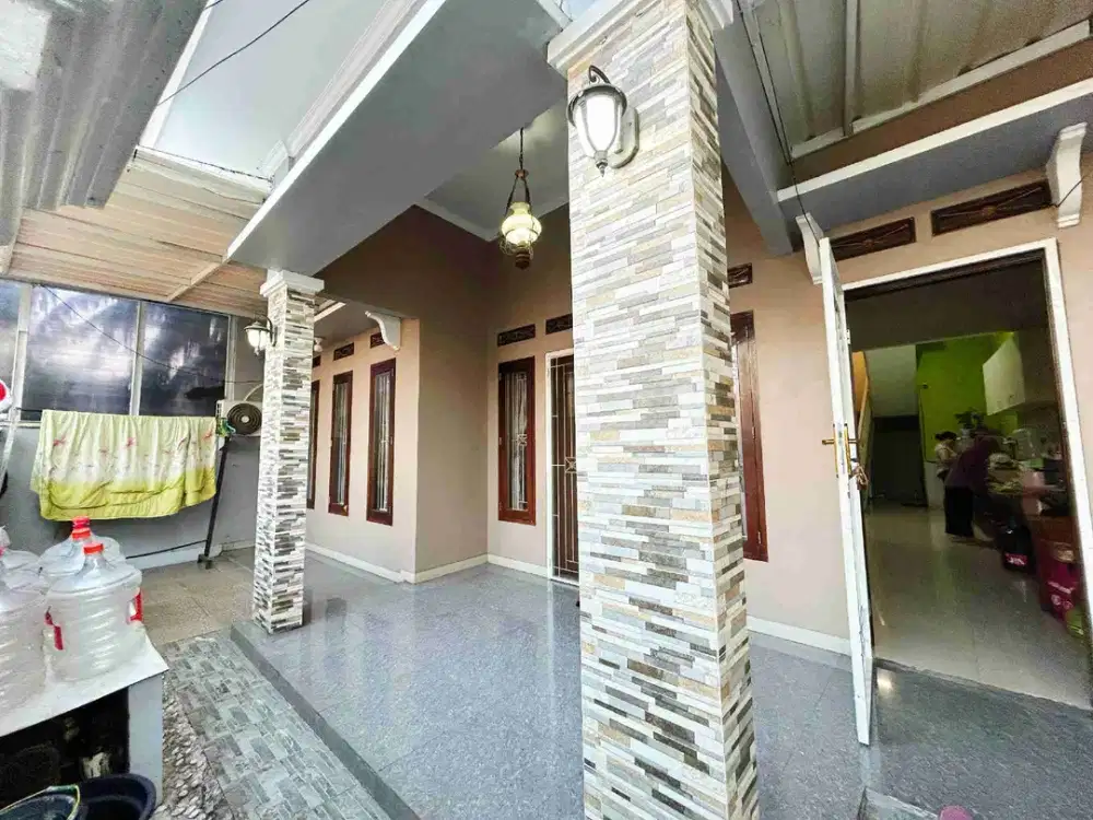 Ujung Harapan Kota Bekasi Rumah Luas Dijual Depan Jalan Utama SHM On Hand Negotiable