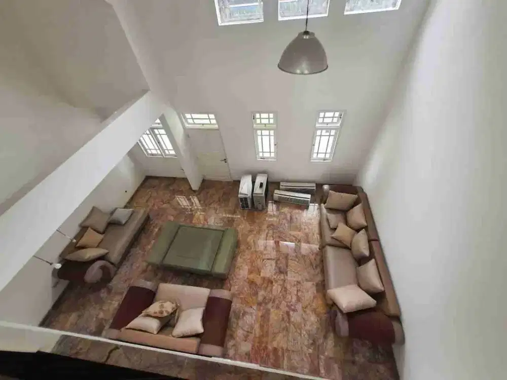 Dijual Rumah Area Ancol harga NJOP LT 250 m2 harga 5,5 M nego Ancol Jakarta Utara