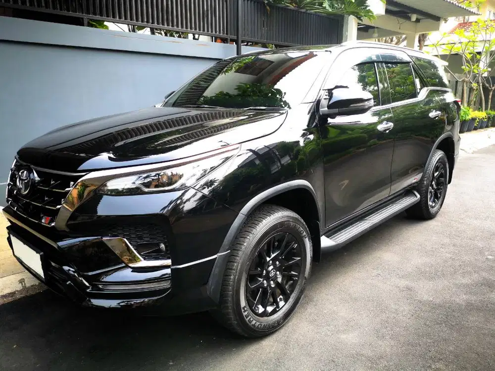 Toyota fortuner (2024)   2.8 VRZ TSS 4×2 Solar-AT