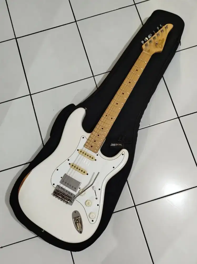 Gitar Elektrik Suhr S Style HSS in Relic'd Olympic White