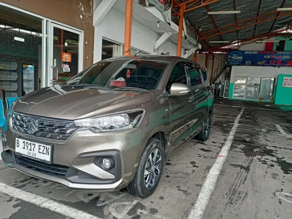 Rental mobil. Sewa mobil harian, mingguan & bulanan lepas kunci.