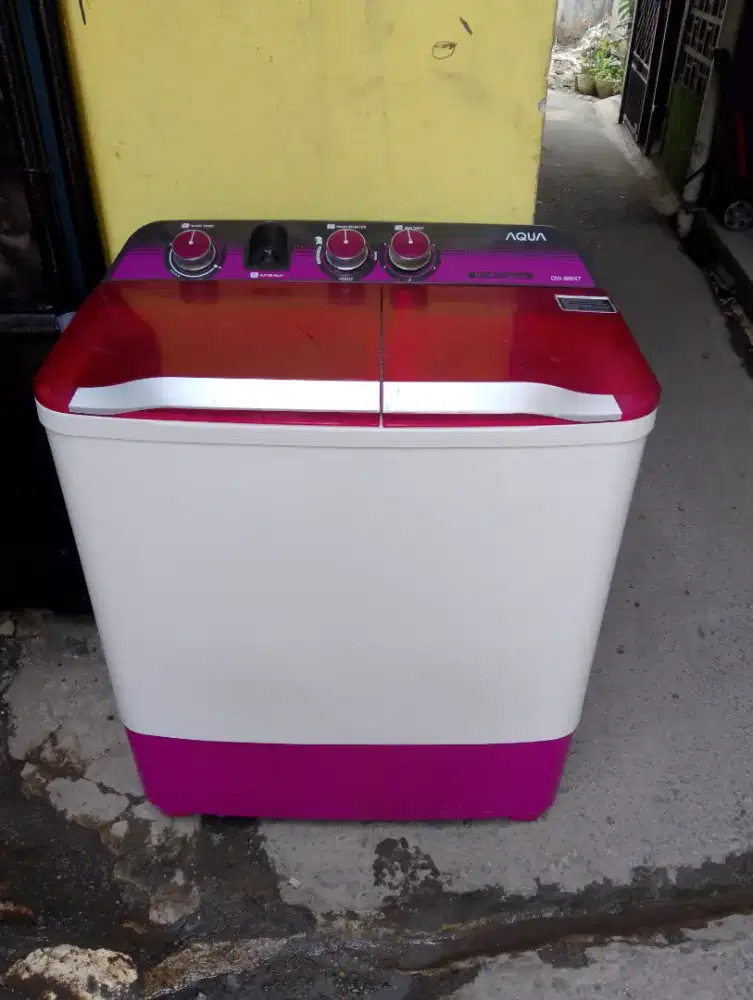 Mesin cuci Aqua 8kg
