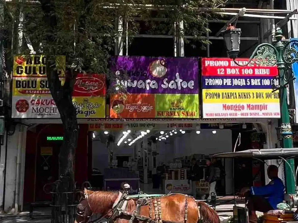 disewakan ruko 2 lantai di malioboro yogya.