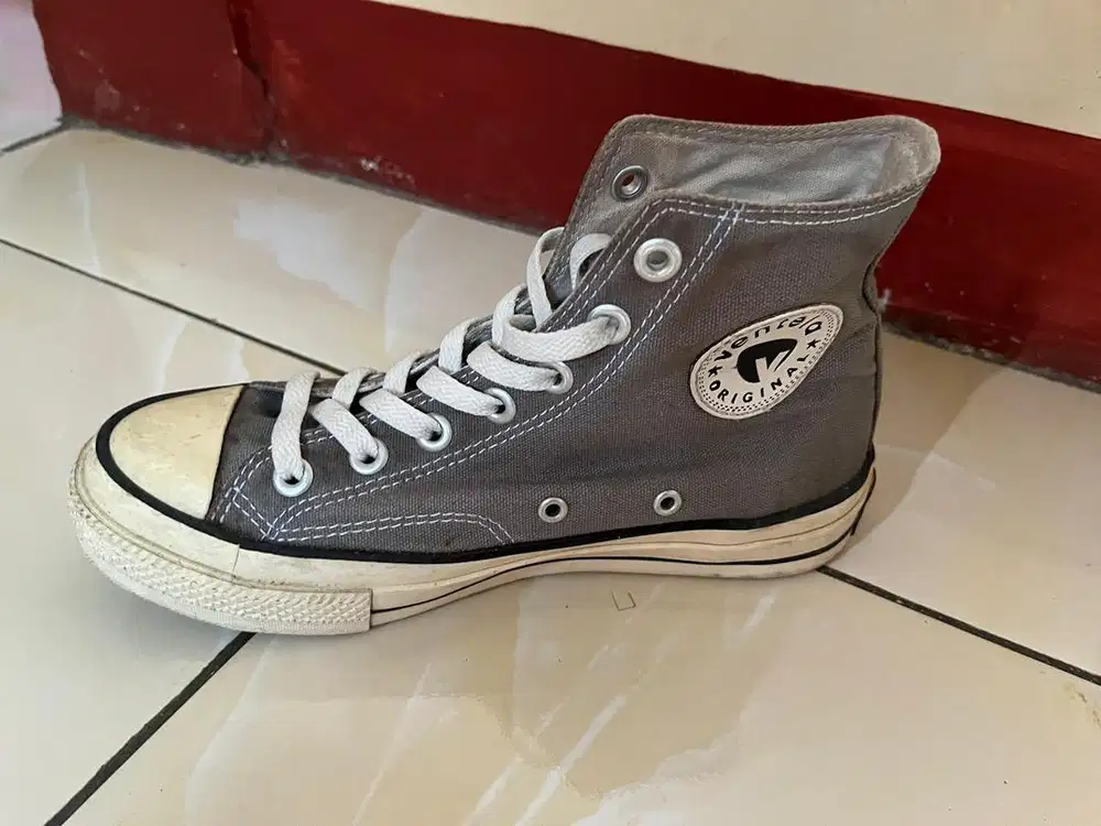 Sepatu ventela ori