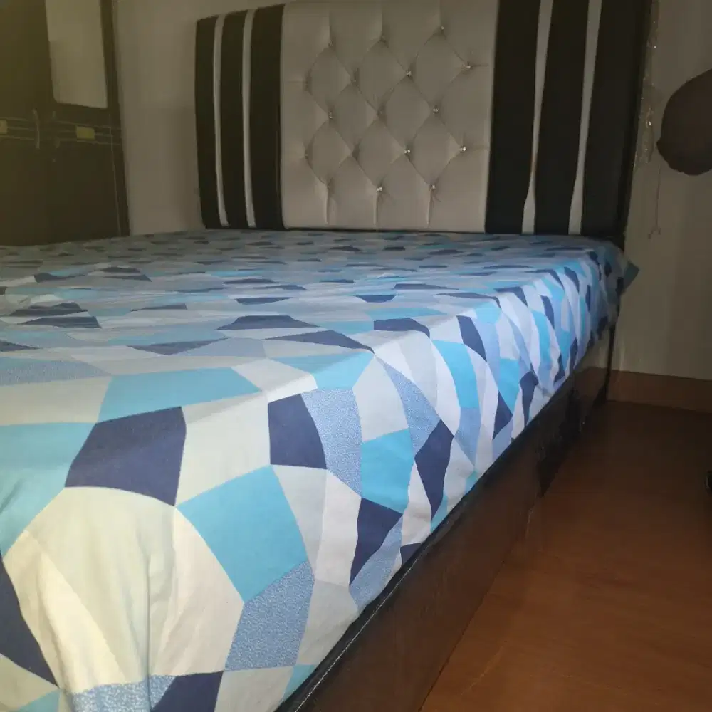 Kasur , ful kasur spring bed. lemari baju