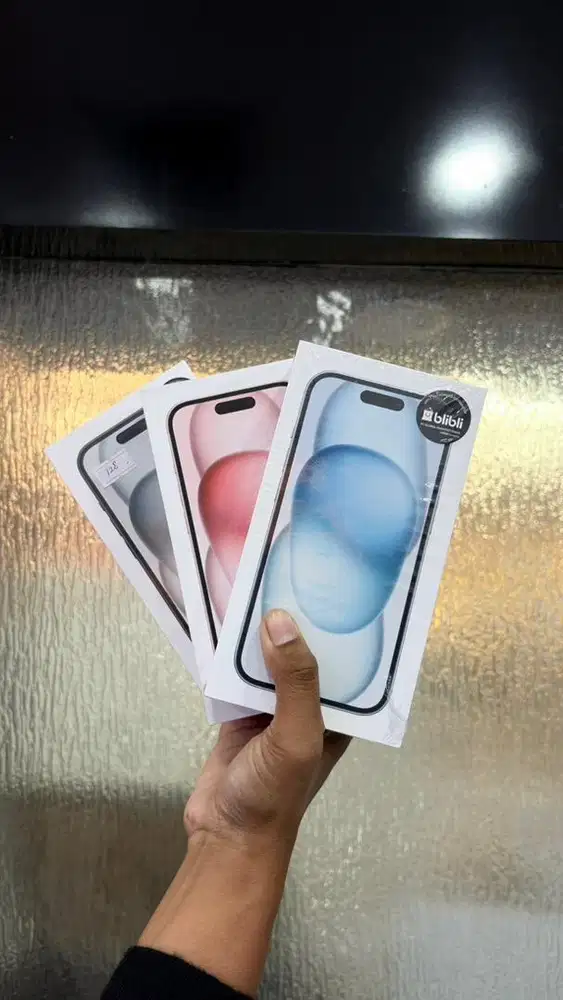 NEW iPhone 15 128GB