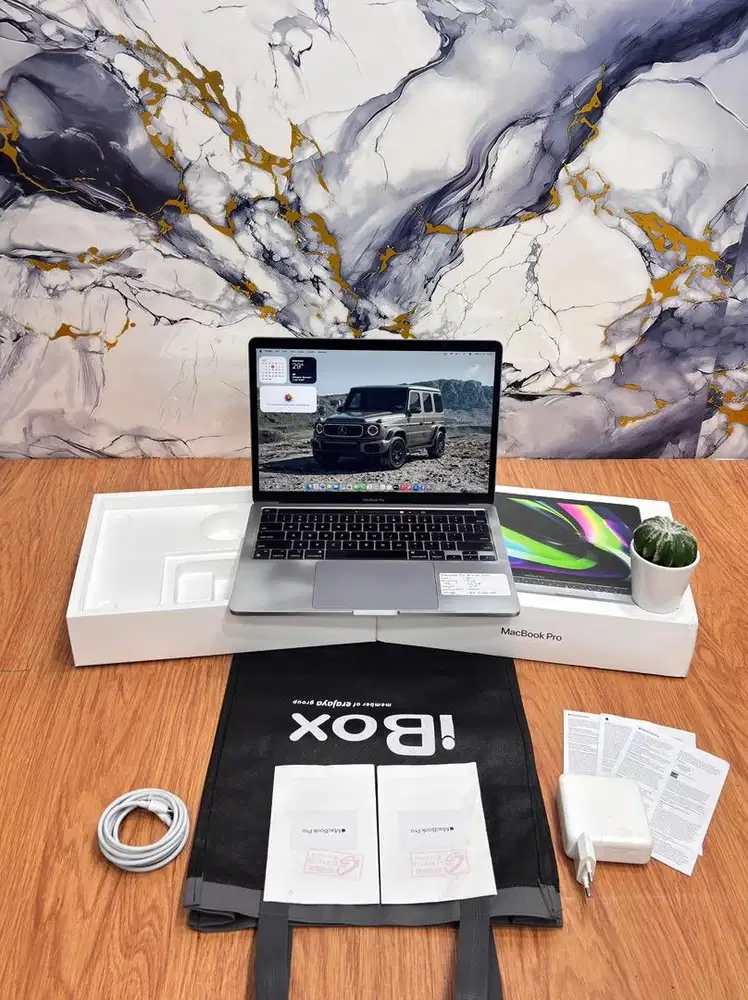 MacBook pro M1 13 2020 8-513