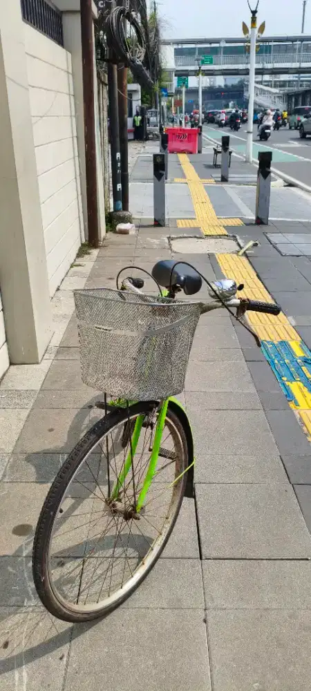 Sepeda Keranjang