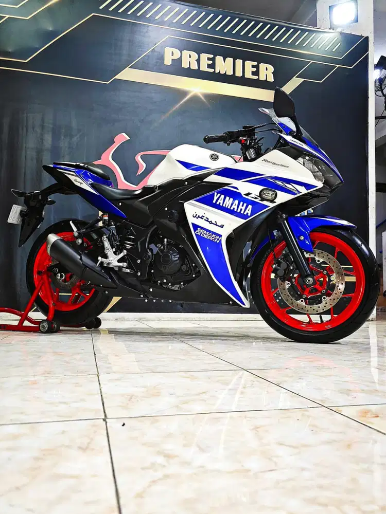 Yamaha R25 GP Series FI TH 2015 odo 15rb murah cakep no minus