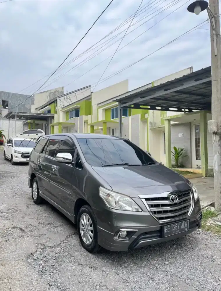 2014 innova V luxury matic bensin
