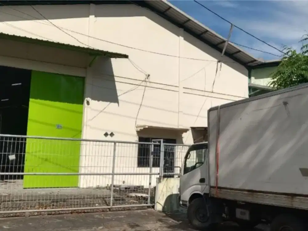 Disewakan Gudang Sinar Gedangan Siap Pakai, Row Jalan Lebar