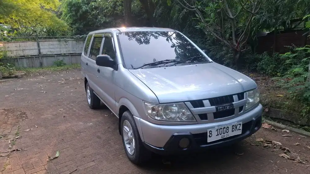 Panther lm turbo manual bangku hadap depan 2011