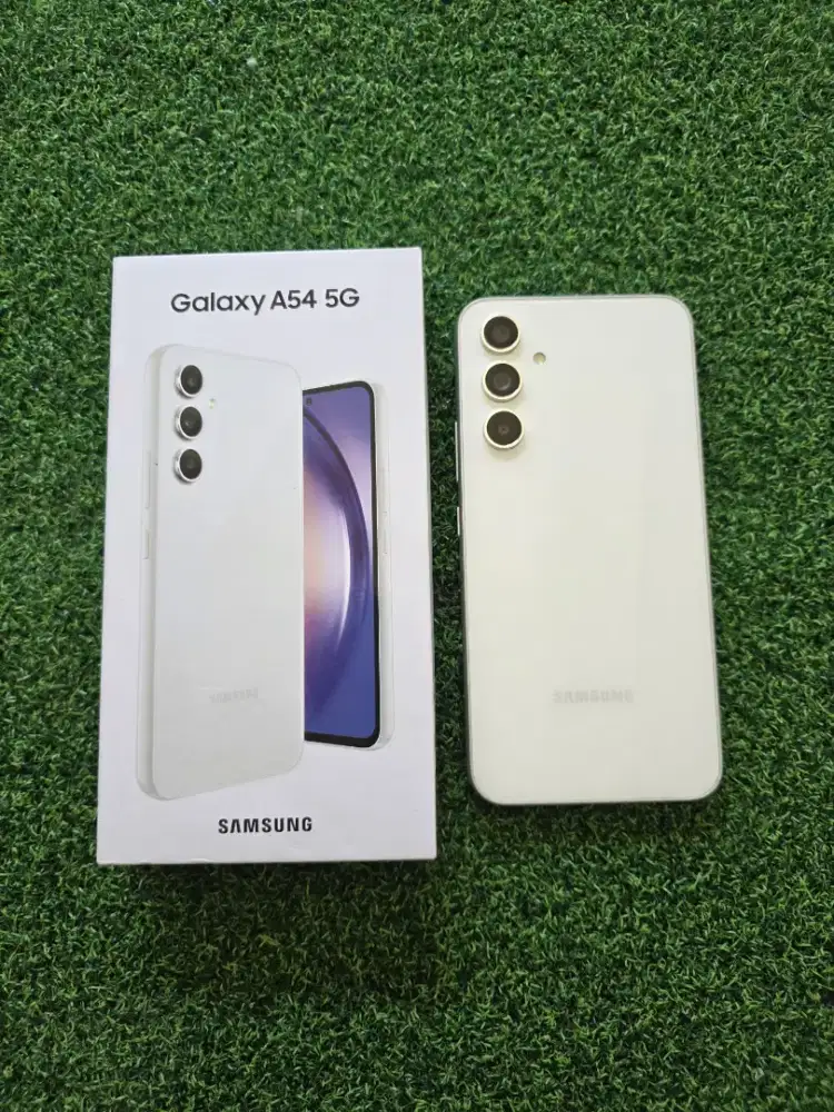 Samsung A54 5G Lengkap
Kondisi lecet pemakaiyan
Ram 8gb/256gb